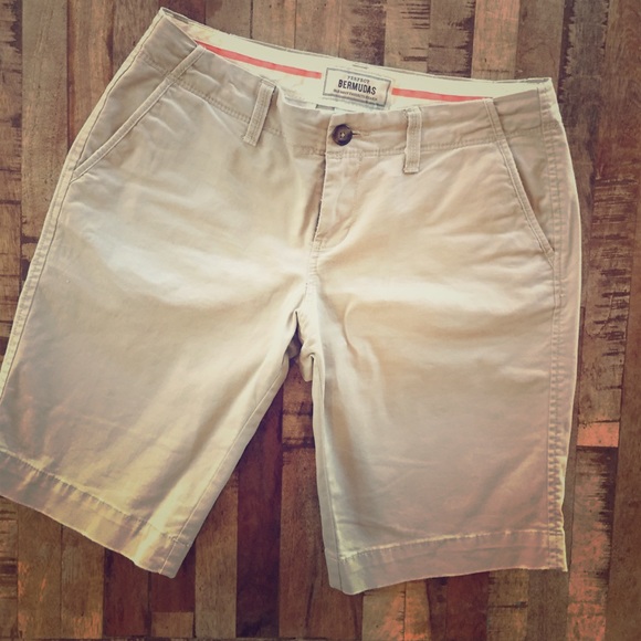 Khaki Bermuda shorts