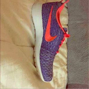 Men's Nike Roshe OneFlyknit Casual Shoes