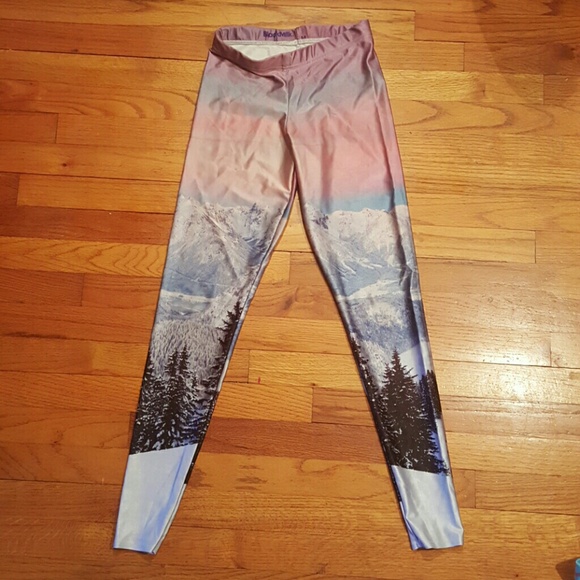 Blackmilk Mountains Pink Leggings