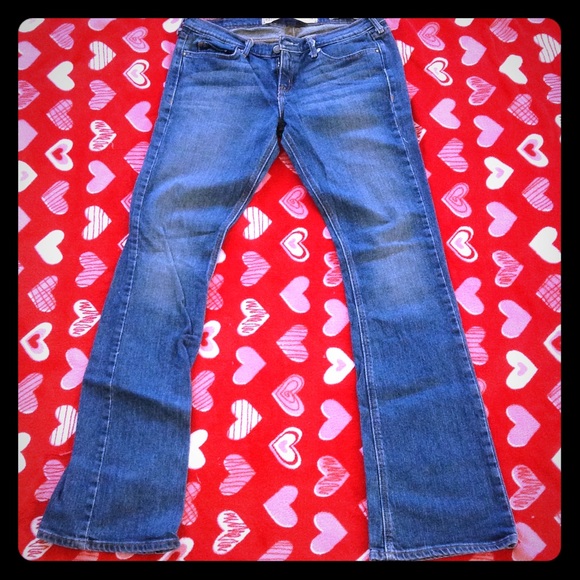 🍉CALI FLARE JEANS🍉