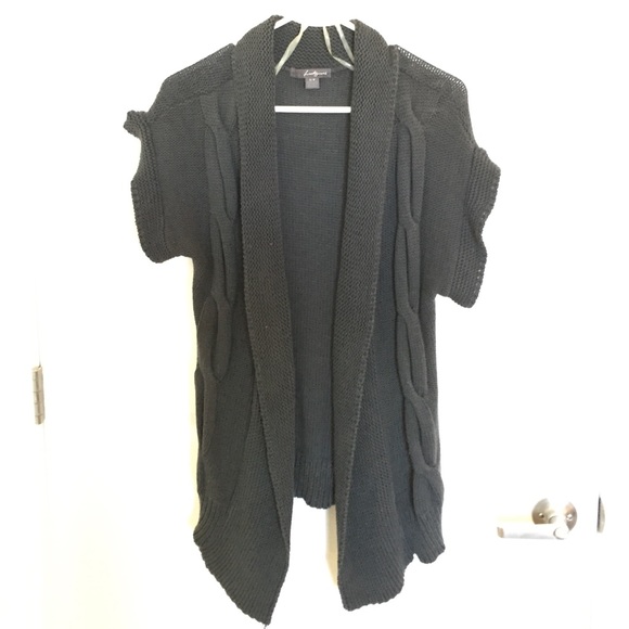 Forever 21 Short Sleeved Sweater