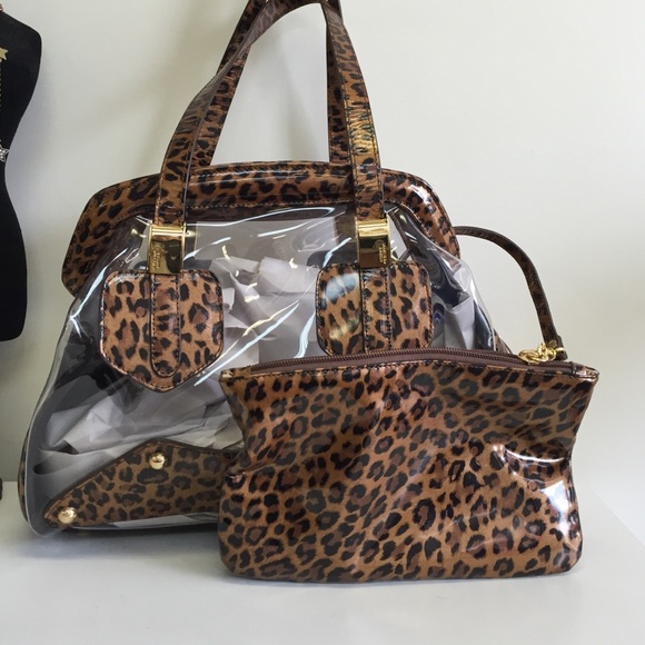 Stuart Weitzman leopard patent leather shoulder
