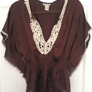 Brown and White Batwing Blouse Size Small