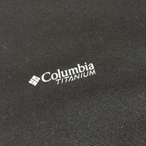 🍀🍀COLUMBIA workout shirt :)