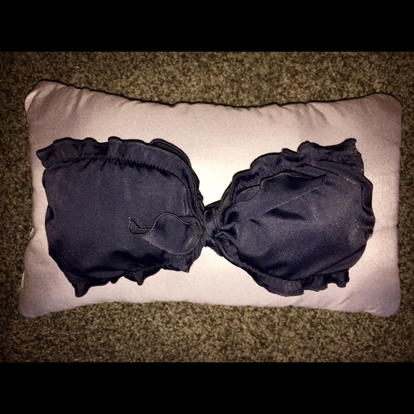 SOLD📍 VS bikini top S