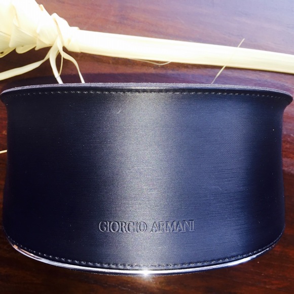 SOLD Authentic Giorgio Armani Sunglasses 🌺 - Picture 2 of 4