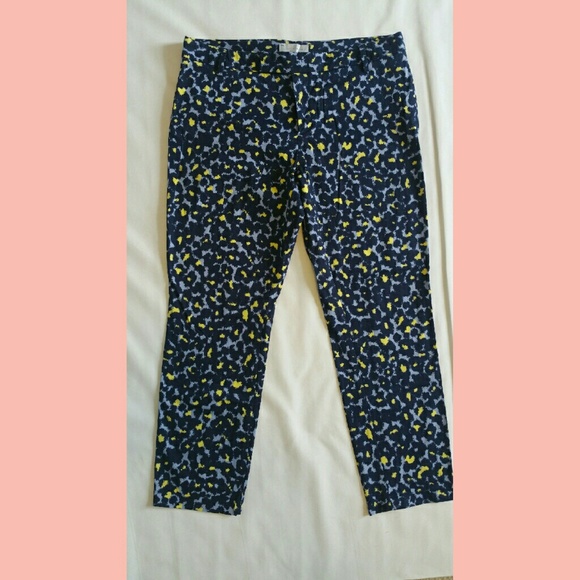 NWOT GAP Slim Cropped Capri Size 10 Stretch