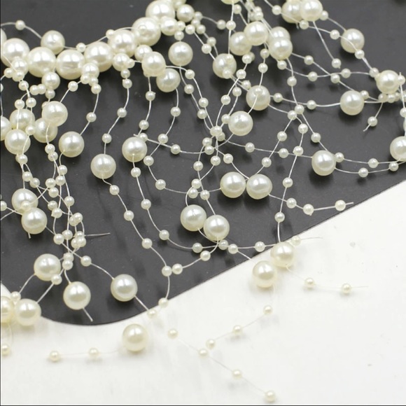 Pearly Necklace - Picture 3 of 3