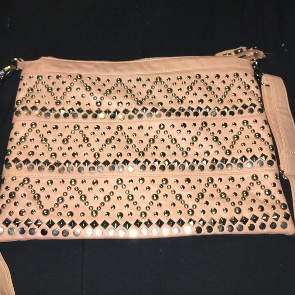 Nicole Lee crossover bag, studded/ pink