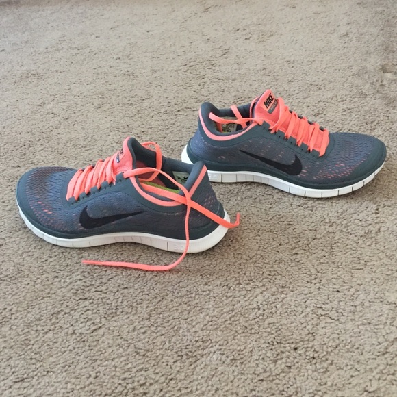 Nike Shoes - Nike Free 3.0 Women's 5 1/2