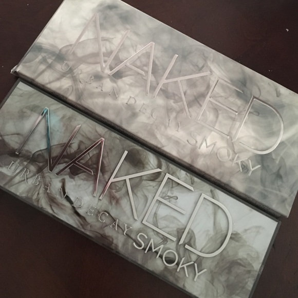 Authentic Urban Decay Naked Smoky