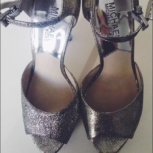 Micheal Kors silver heels
