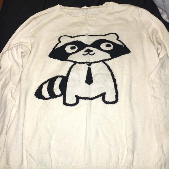 Forever 21, Quirky raccoon pullover