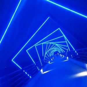 Meet your Posher, Leslie