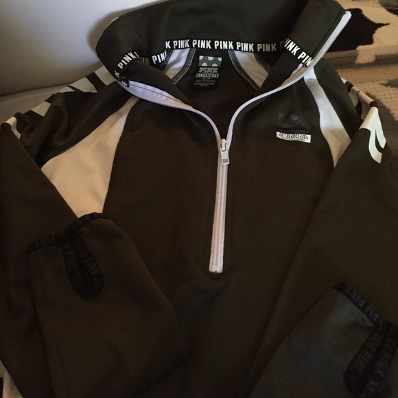 Pink ultimate jogging top sz Xs olve green -white