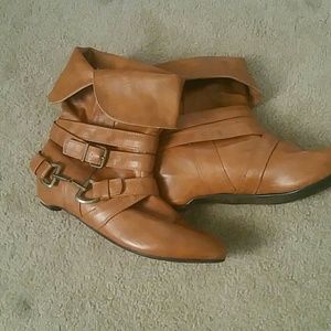 Tan/light brown boots
