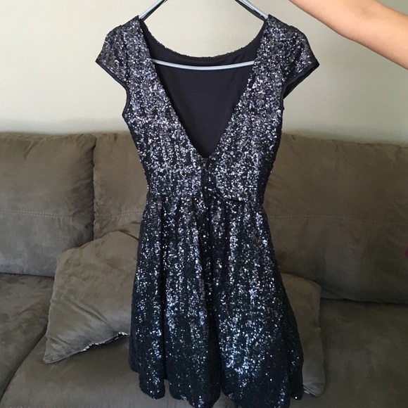 Navy blue sequence dress - Picture 2 of 3