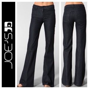 ⚡️SALE⚡️Joe's Jeans "Muse" dark wide leg 24