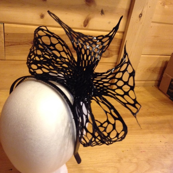 Upside down bow handmade thermoplastic headband