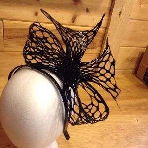 Upside down bow handmade thermoplastic headband
