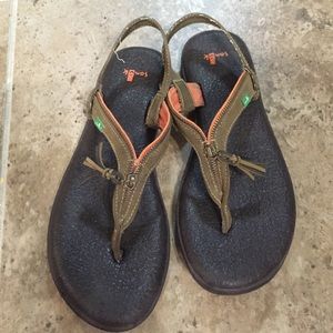 Sanuk sandals