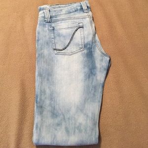 Light-Wash Skinny Jeans