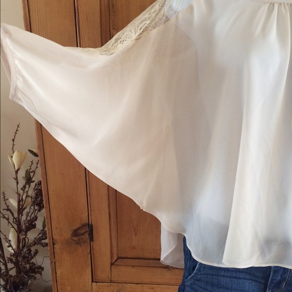 Lauren Conrad Sheer Butterfly Sleeve Blouse - Picture 3 of 4