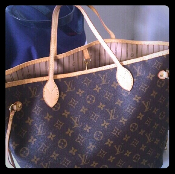 AUTHENTIC Louis vuitton neverfull MM