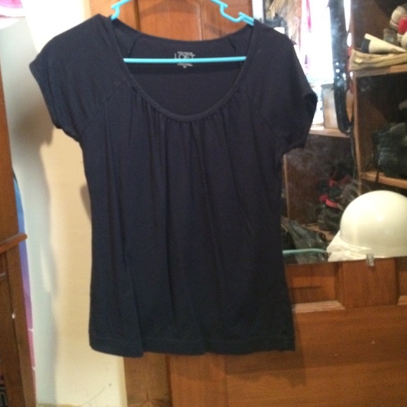 Ann Taylor Loft navy tee
