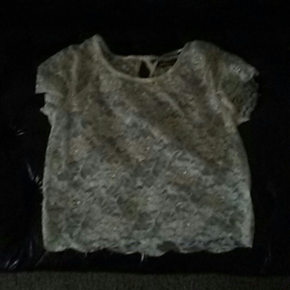 Lace shirt - Picture 2 of 2