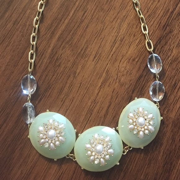 Mint & Pearl Rhinestone Statement Necklace Gold - Picture 2 of 3