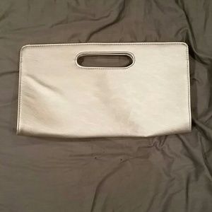 Silver clutch