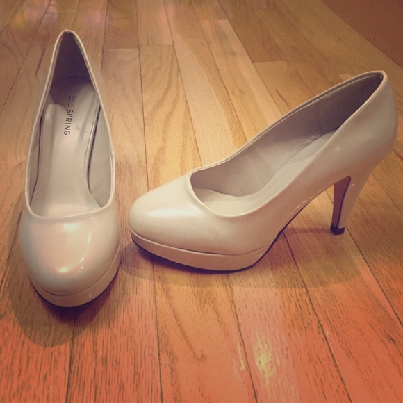 Call It Spring Shoes - NEW ✨ Nude patent leather platform heels 6 5.5