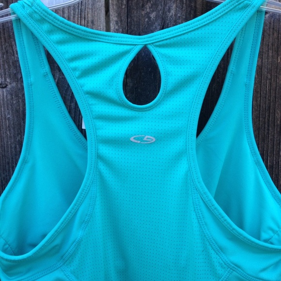🎀 Pretty Workout Tank 🎀 - Picture 3 of 3