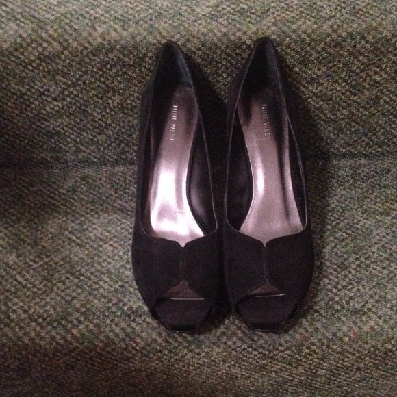 Black suede Nine West heels size 12👠