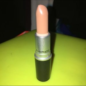 MAC Sensual Sparks Amplified Creme Lipstick  A3