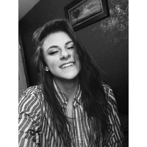 Meet your Posher, Ciara