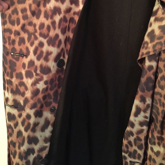 Dana Buchman Leopard trench coat - Picture 3 of 4