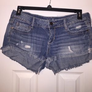 Distressed Jean shorts size 11