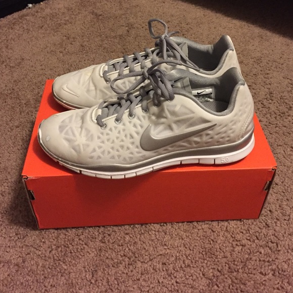 ❌ON HOLD❌Nike free 5.0 TR fit