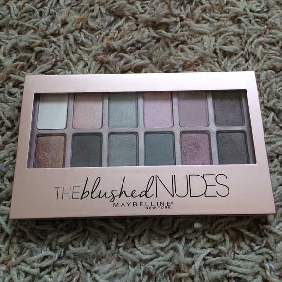 Eyeshadow palette
