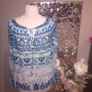 Jennifer Lopez Blue and Green Blouse💙