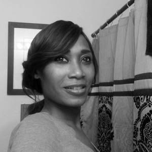 Meet your Posher, Monique