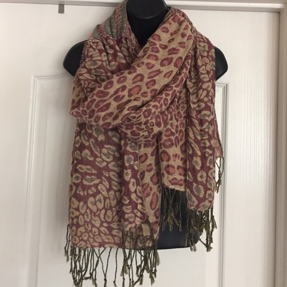 Linen Leopard scarf
