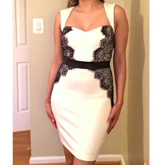 Guess Dresses & Skirts - 🎗HP 🎗White black cocktail dress