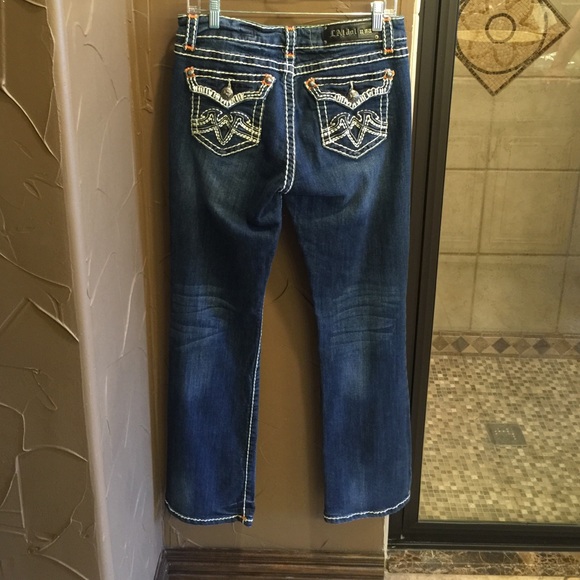 L.A. Idol Jeans - Picture 2 of 3