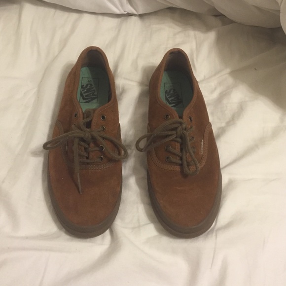 VANS suede tan FLASH SALE💕🎉