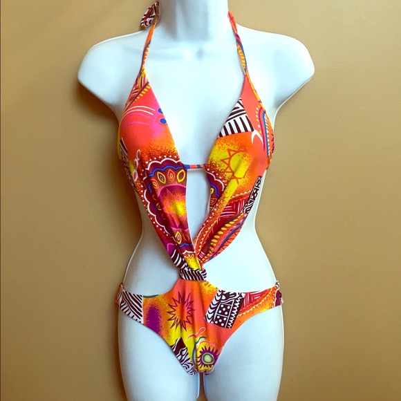 Sexy one piece Monokini swimsuit