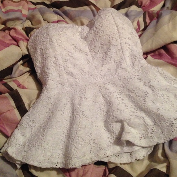 Lace Push-Up Peplum Top