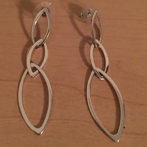 Gorgeous, shiny, ✨ lightweight 🏋🏼dangles